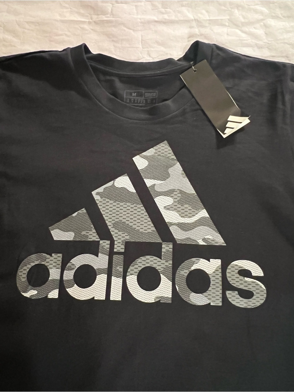Adidas Camo Badge of Sport Graphic T-Shirt Black/Grey Camo Medium/Large Black
